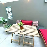 Precioso, Planta Baja Con Terraza En La Del Valle