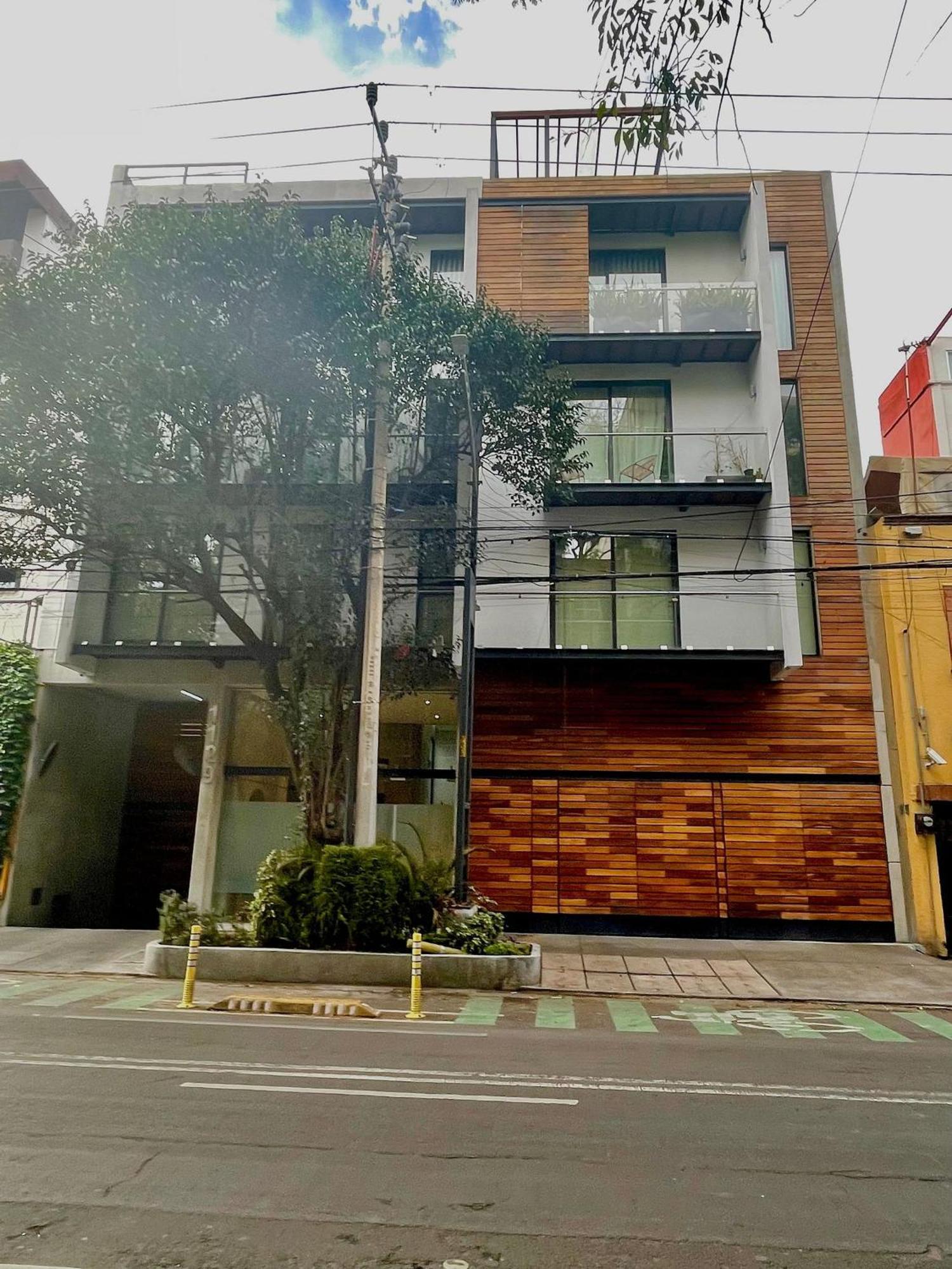 Apartment Precioso, Planta Baja Con Terraza En La Del Valle